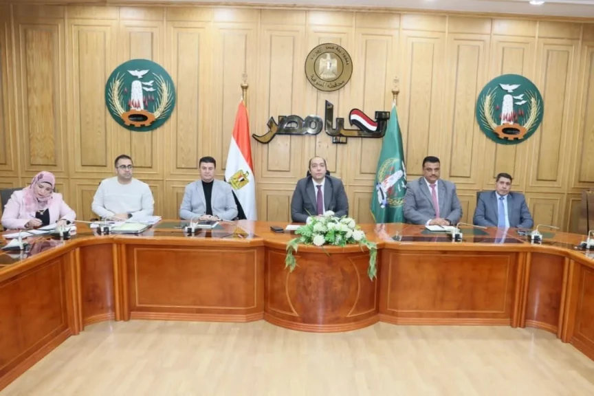 نائب محافظ المنوفية يعقد اجتماعاً تنسيقياً لمتابعة معدلات تنفيذ مشروعات الخطة الاستثمارية