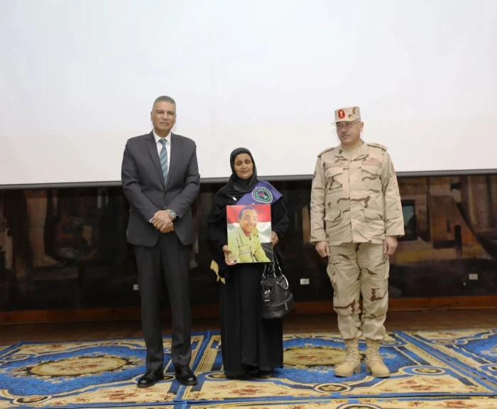 محافظ أسوان يشهد فعاليات إحتفال جمعية المحاربين القدماء وضحايا الحرب