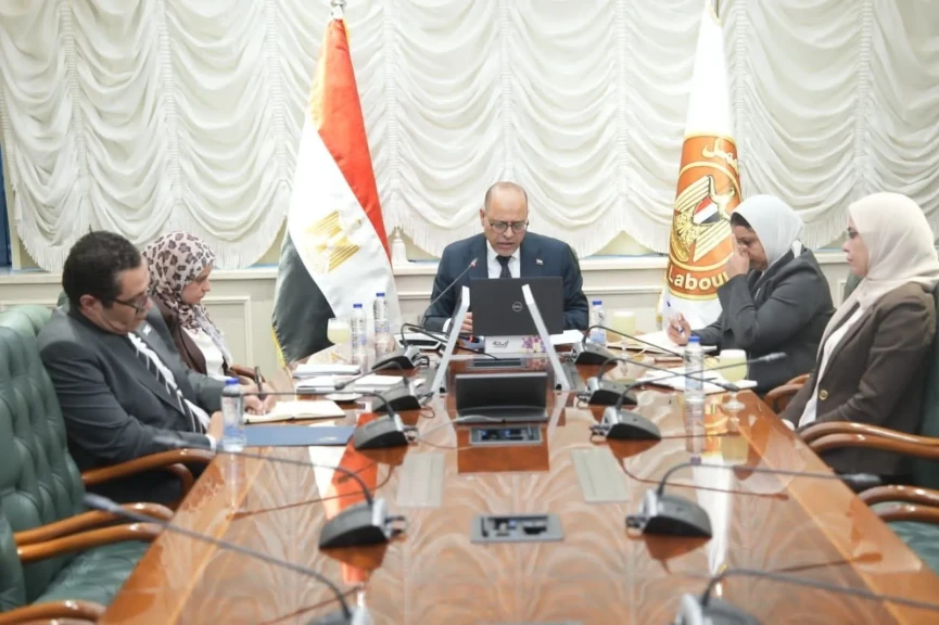 وزير العمل يعقد اجتماعًا مع مسؤولي البنك الدولي لبحث الملفات ذات الاهتمام المشترك