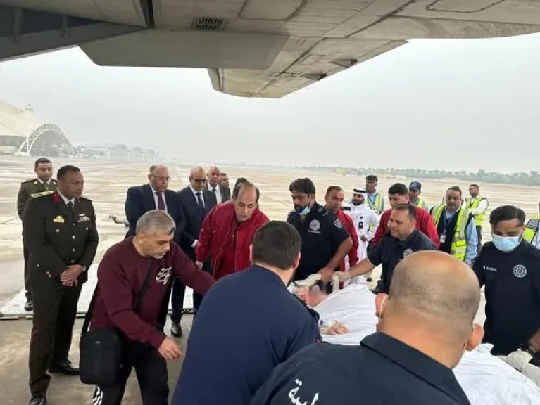 وزارة الخارجية المصرية تسهل نقل مواطن مصري من الكويت لديه ظروف طبية خاص