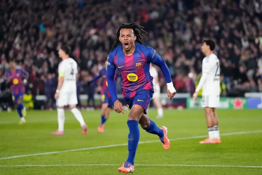 بثنائية كوندي...برشلونة يقلب الطاولة على آينتراخت فرانكفورت بدوري أبطال أوروبا