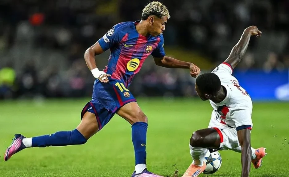 إنذار يامال يضعه خارج مواجهة سلافيا براغ… وثلاثي برشلونة مهدد بالإيقاف