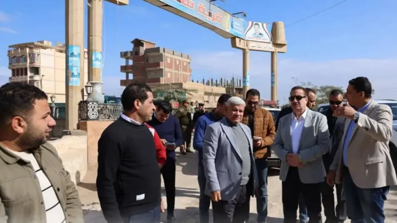 محافظ المنوفية يتفقد أعمال قطع الفرمة بطريق 21 شما – ساقية المنقدى – منوف