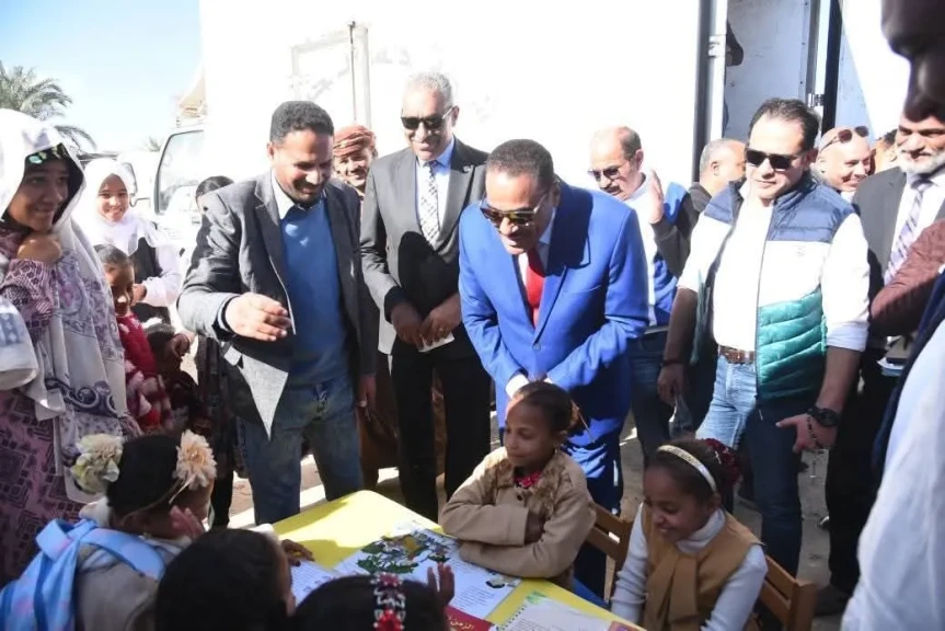 محافظ مطروح يشهد فعاليات قافلة مبادرة ( مطروح الخير)