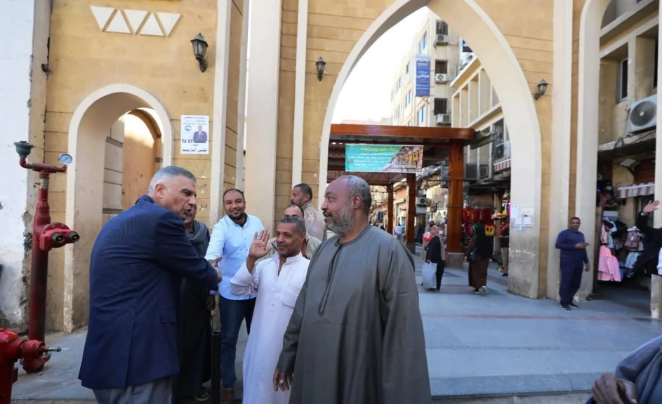 محافظ أسوان يتفقد لجان إنتخابات جولة الإعادة لمجلس النواب فى يومها الثانى