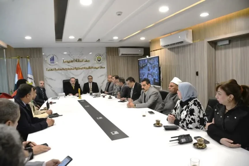 محافظ أسيوط: إغلاق لجان الدوائر الثلاث في موعدها وبدء أعمال الفرز