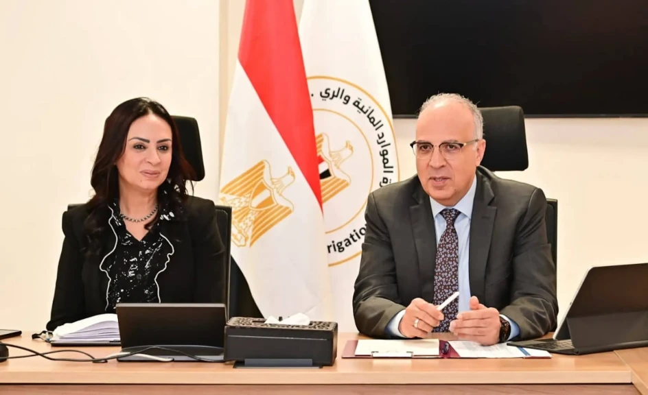 وزيرا الري التضامن الاجتماعي يبحثان التعاون فى مجال تدوير ورد النيل لإنتاج مشغولات يدوية