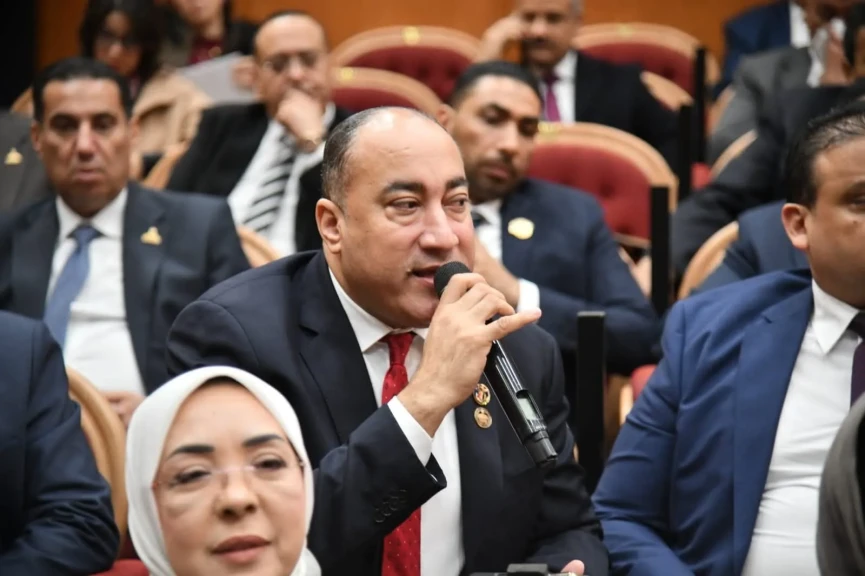 عضو لجنة الأسكان بمجلس الشيوخ: الطرق شهدت طفرة غير مسبوقة في عهد الرئيس السيسي