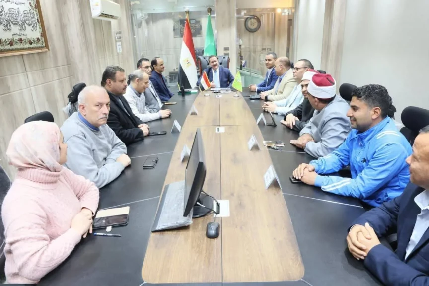 محافظ المنوفية يتابع سير العملية الانتخابية لليوم الثاني والأخير بجولة الإعادة