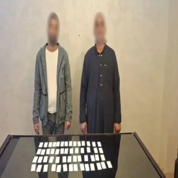 الداخلية: ضبط شخصين وبحوزتهما عدد من كوبونات سلع غذائية تمهيداً لتوزيعها على الناخبين