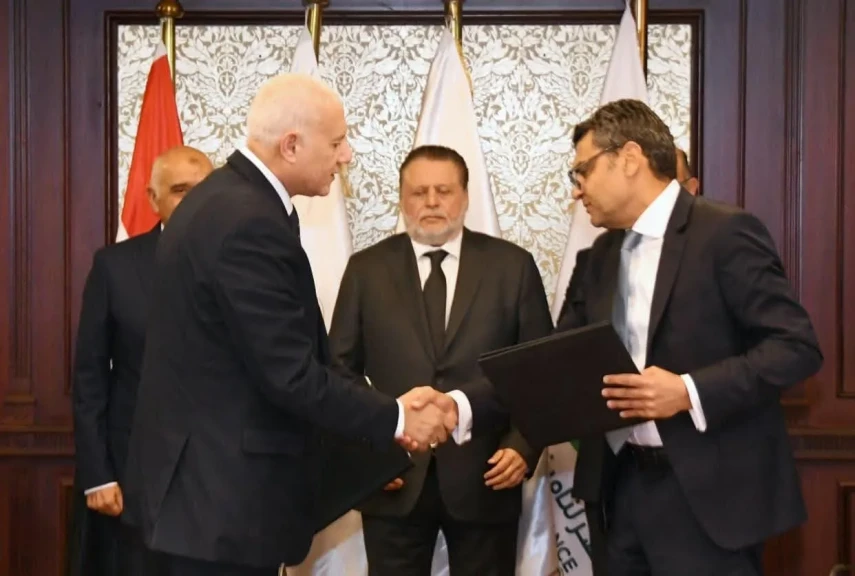 عبدالله يشهد مراسم توقيع عقد شراكة بين صندوق تكريم شهداء وضحايا ومفقودي ومصابي العمليات الحربية