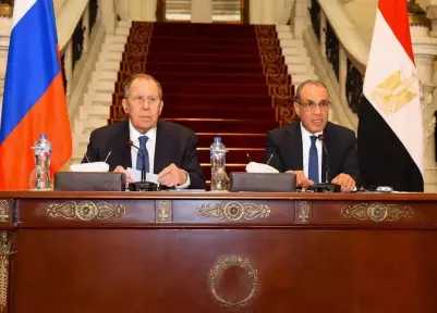 مشاورات سياسية بين وزيرى الخارجية المصرى والروسي بالقاهرة