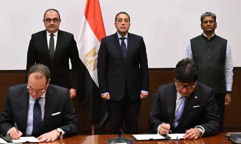 رئيس الوزراء : إحياء فندق الكونتيننتال نموذج ناجح للشراكة مع القطاع الخاص العالمي