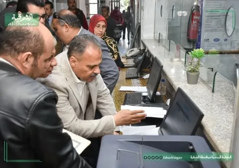 محافظ الشرقية يُتابع سير إجراءات العمل بالمركز التكنولوجي لخدمة المواطنين بمدينة فاقوس ويتفقد مركز تدريب علوم الحاسب وتكنولوجيا المعلومات واللغات والتنمية البشرية بالمدينة