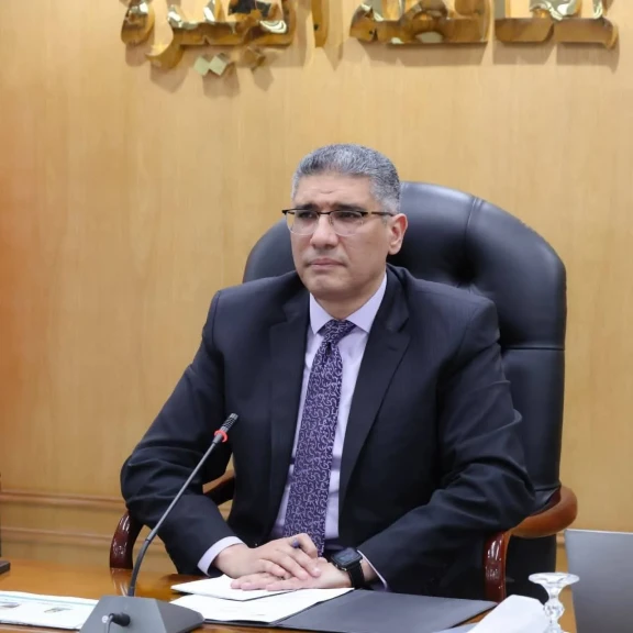 محافظ الجيزة يترأس اجتماع المجلس الإقليمي للسكان لمتابعة مؤشرات الخصائص السكانية لعام 2025