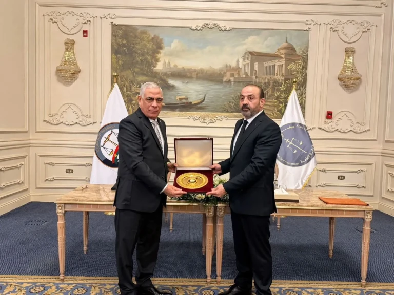 النائب العام يفتتح مع نظيره الفلسطيني فعاليات دورة تدريبية متخصصة ويوقعان بروتوكولي تعاون قضائي