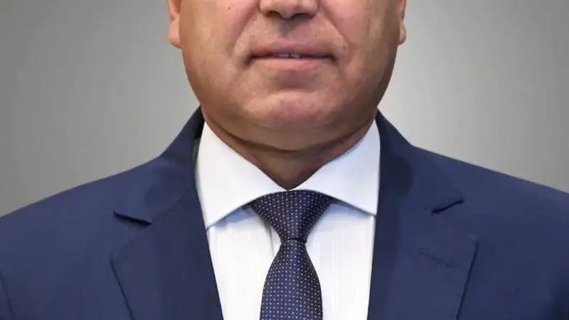 وزير الصناعة والنقل يتوجه لجيبوتي في زيارة هامة لتعزيز التعاون المشترك بين الجانبين