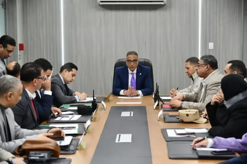 محافظ الفيوم يتابع أعمال فتح وانتظام لجان التصويت باليوم الأول من جولة الإعادة لانتخابات مجلس النواب 2025