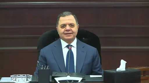 وزير الداخلية يهنئ الرئيس السيسى بمناسبة حلول العام الميلادى الجديد