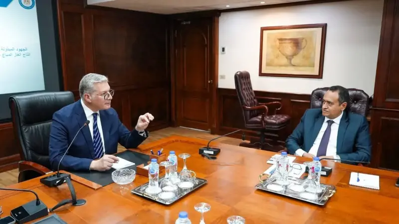 وزير البترول يعقد اجتماعًا موسعًا لمتابعة وتعجيل مشروعات زيادة إنتاج الغاز خلال العام الجديد