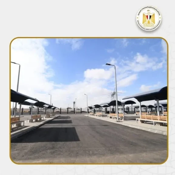 وزير الإسكان يتفقد مشروعي الموقف الإقليمي ومبنى المجمع الشرطي بمدينة حدائق العاصمة