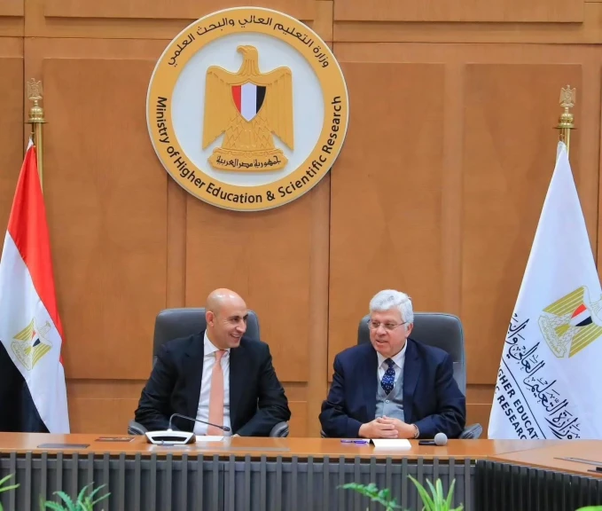 وزيرا التعليم العالي والتربية والتعليم يعقدان اجتماعًا لمناقشة تطوير مشروع الشهادات المهنية الدولية في التدريس للمعلمين