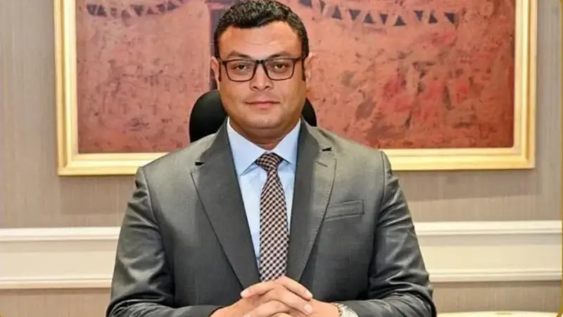 وزير الإسكان يتابع مستجدات ملفات تقنين الأوضاع بالأراضي المضافة لمدن الشروق والعبور الجديدة