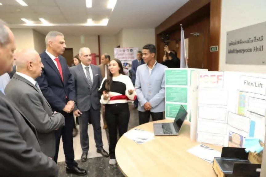 محافظ أسوان يكرم الطلاب الفائزين بالمعرض المحلى للعلوم والهندسةإيسف