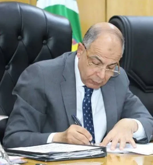 محافظ المنيا يوجه برفع درجة الاستعداد لاستقبال أعياد رأس السنة وعيد الميلاد المجيد