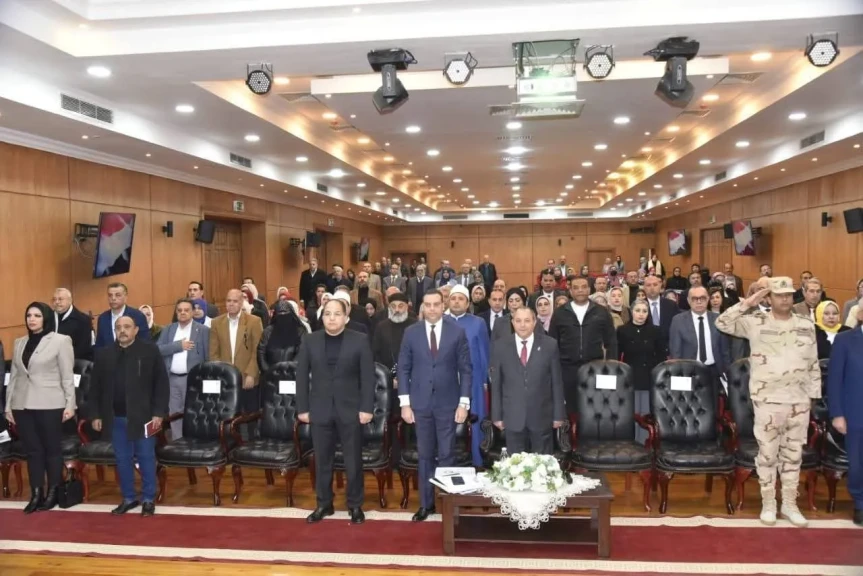 محافظ بورسعيد يترأس جلسة أعمال المجلس التنفيذي للمحافظة