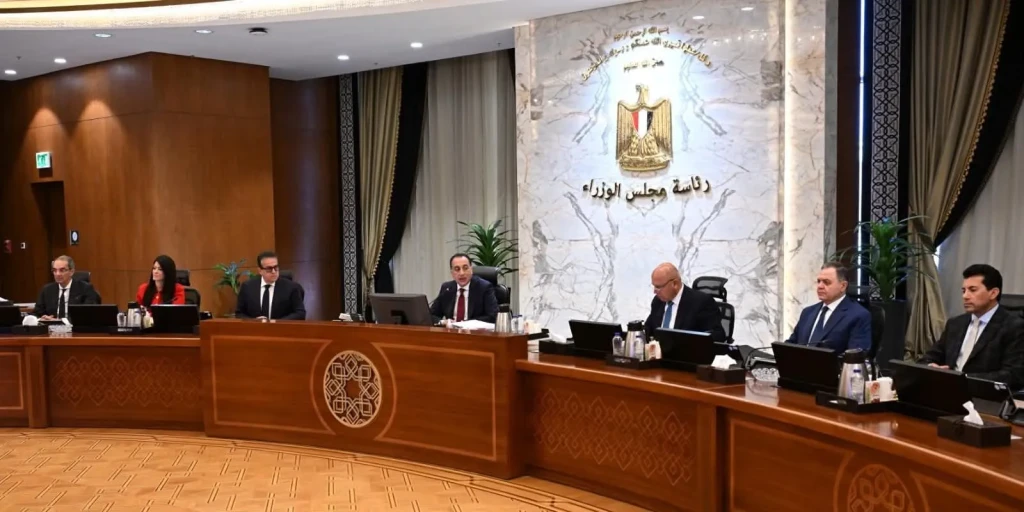 مدبولي يهنئ الرئيس السيسي والشعب المصري بمناسبة العام الميلادي الجديد