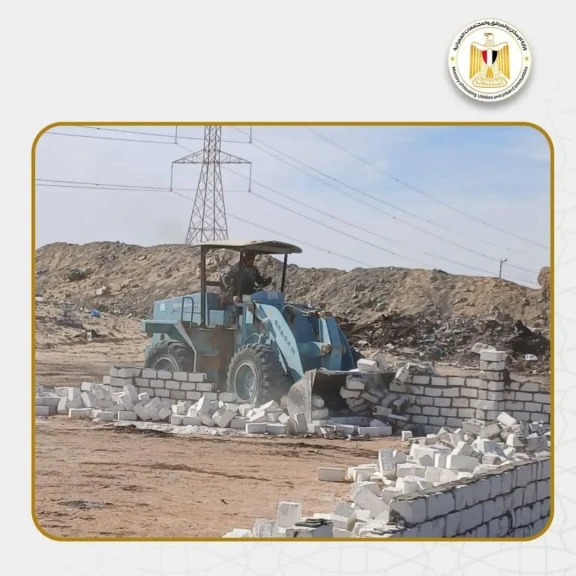 تنفيذ حملات سحب قطع أراضٍ وإزالة مخالفات بناء  بالساحل الشمالي وعدة مدن