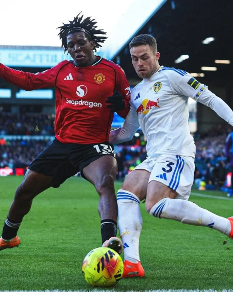 مانشستر يونايتد يتعادل إيجابيا أمام ليدز بالدوري الانجليزي