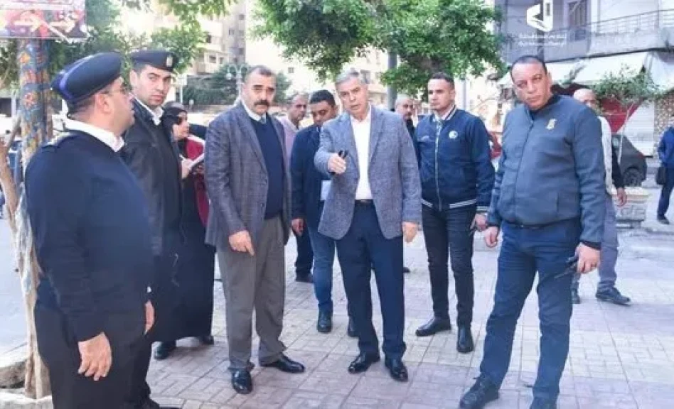 محافظ الإسكندرية يواصل جولاته الميدانية بشارع عبد السلام عارف ويوجه بتوسعة الطريق وإزالة التعديات على خط التنظيم