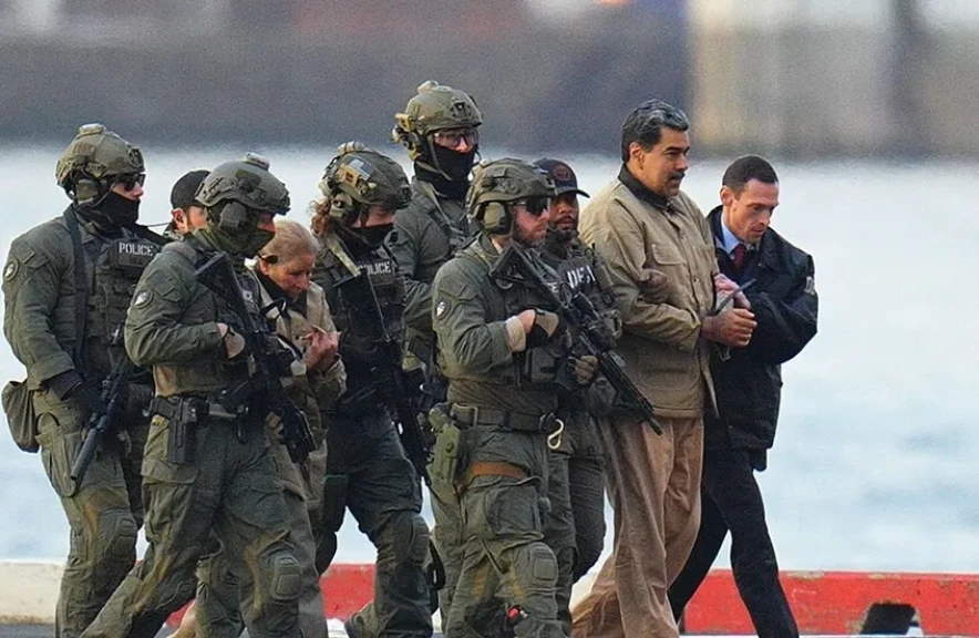 نيكولاس مادورو : أنا أسير حرب