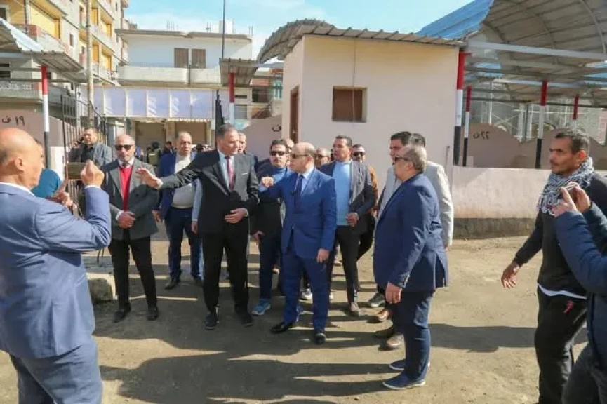 محافظ كفرالشيخ يتفقد السوق الحضري المطور بسيدي سالم ضمن خطة تطوير منظومة الأسواق وتحسين الخدمات المقدمة للمواطنين