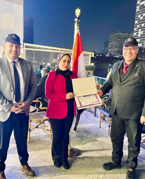 تدشين اولى دورات الوطنية للأمن السيبرانى وإعداد القادة وتكريم رموز العمل الوطني في حفل رسمي مهيب