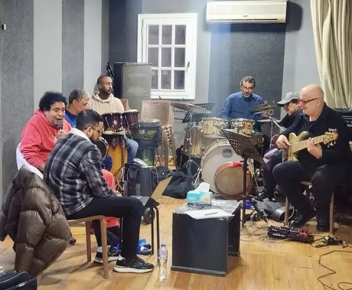 محمد منير يجري بروفات تحضيرية استعدادًا لحفله مع ويجز في دبي