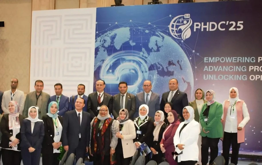 محافظ أسيوط: حصاد متميز لأنشطة وحدة السكان خلال عام 2025