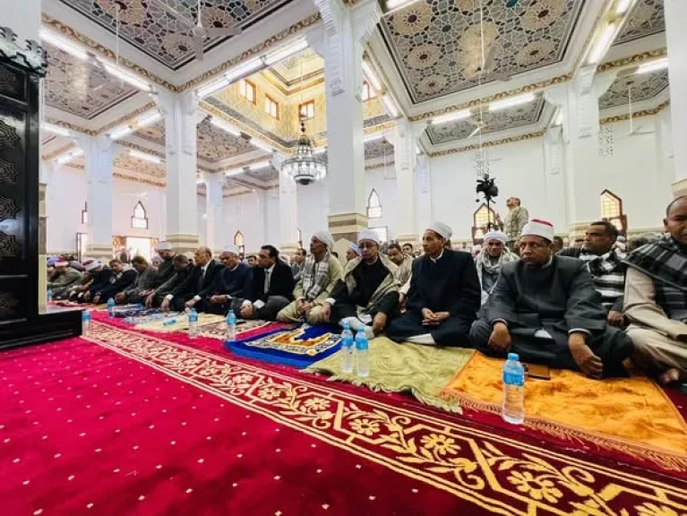 نائب محافظ قنا يفتتح مسجد نجع غلاب بحجازة في قوص