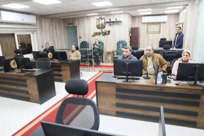 محافظ المنوفية يتابع حادث نشوب حريق مخزن بأشمون