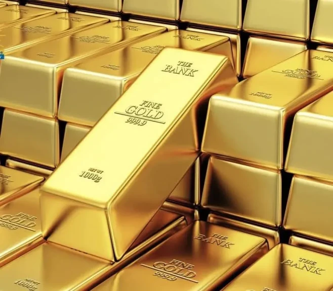 الفضة تهوي 30% والذهب يتراجع 10% مع انحسار مخاوف استقلالية ”الفيدرالي”