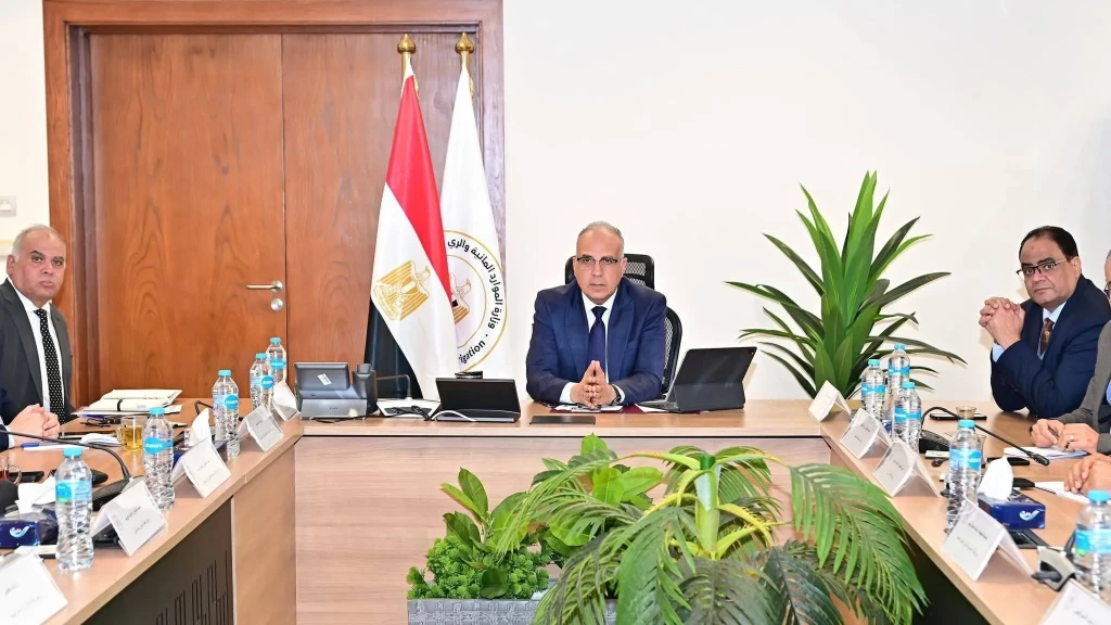 وزير الري يعقد الإجتماع الدورى للجنة الدائمة لتنظيم إيراد نهر النيل