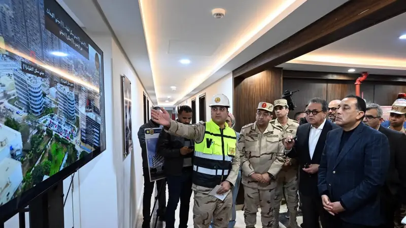 رئيس الوزراء يتابع الموقف التنفيذي لمشروع تطوير مدينة النيل الطبية (معهد ناصر).. ويتفقد عدداً من الإنشاءات الجديدة بها