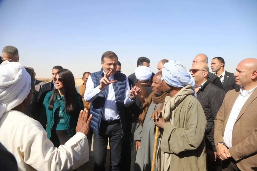 وزير الزراعة : نحن معكم في الحقل وفرق المتابعة الميدانية تعمل على مدار الساعة