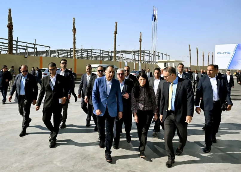 رئيس الوزراء يبدأ جولة موسعة لافتتاح مشروعات صناعية ولوجستية جديدة بالمنطقة الاقتصادية لقناة السويس