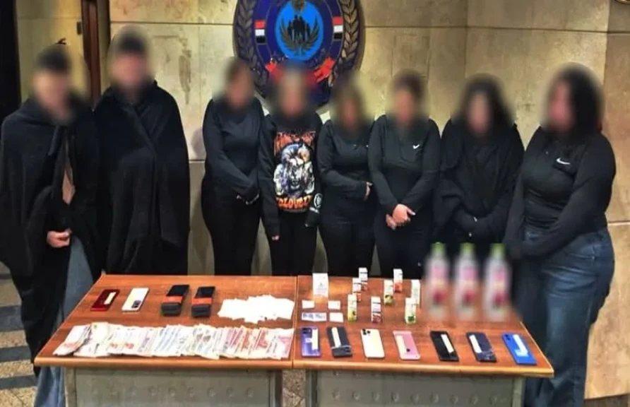 ضبط سيدة تدير نادٍ صحي لاستغلاله في أعمال منافية للآداب بالنزهة