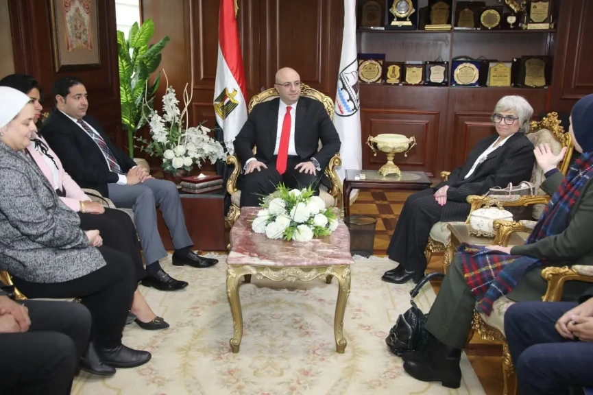 محافظ بني سويف يستقبل وفداً وزارياً رفيع المستوى من وزارة التخطيط والتعاون الدولي