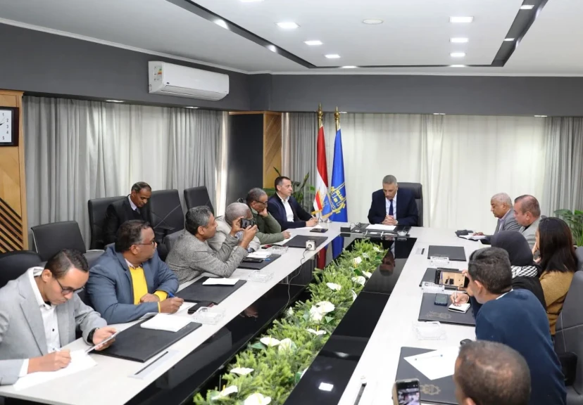 محافظ أسوان: الموسم السياحى يشهد زيادة ملحوظة