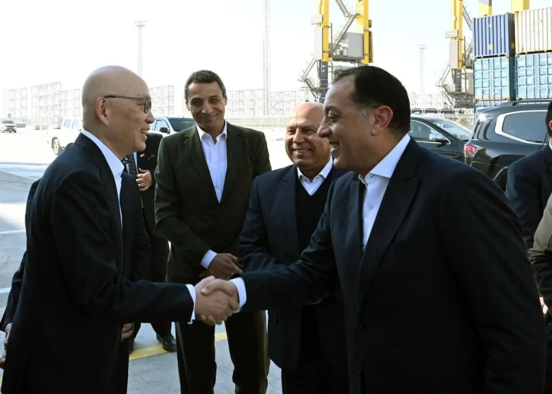 رئيس الوزراء يشهد بدء التشغيل التجاري لمحطة البحر الأحمر لتداول الحاويات رقم 1 (RSCT) بميناء السخنة